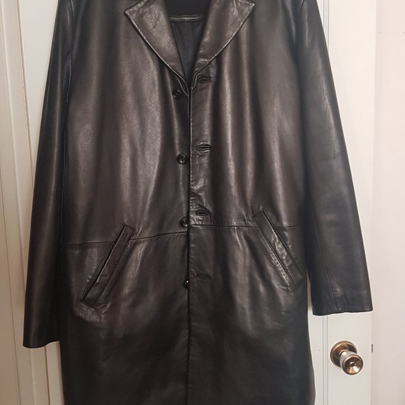 Leather jacket - Picture 3 of 3